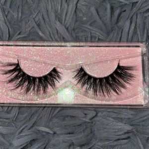 ‘Somalia’ 18mm faux mink eyelashes